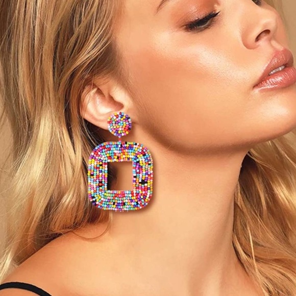 Colorful big hanging beaded earrings - Picture 9 of 10